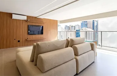 Apartamento com 3 quartos para alugar em Moema, São Paulo 