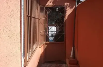 Casa com 2 quartos à venda no Km 18, Osasco 