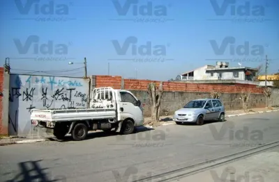 Casa comercial à venda no Parque Santa Teresa, Carapicuíba 