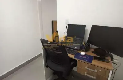 Casa com 2 quartos para alugar no Km 18, Osasco 