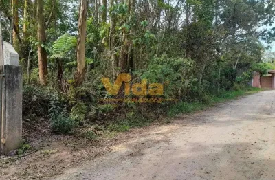 Terreno à venda na Invernada, Embu das Artes 