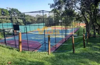 Terreno à venda no Golf Gardens, Carapicuíba 