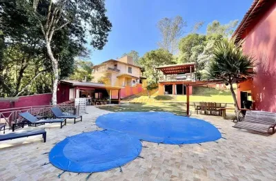 Casa com 4 quartos à venda na Chácara dos Lagos, Carapicuíba 