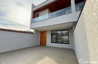 Casa à venda em joinville-sc, bairro anita garibaldi: 3 quartos, 1 suíte, 1 sala, 3 banheiros, 3 vagas de garagem, 142,95 m².