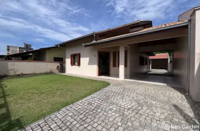 Casa com 3 quartos à venda no espinheiros, joinville  por r$ 790.000