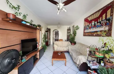 Apartamento 3 dormitórios pompéia 2 quadras da praia