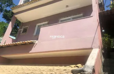 Excelente casa estilo sobrado  1 quarto + escritório para alugar na taquara