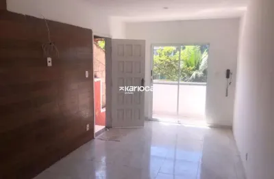 Excelente casa estilo sobrado  1 quarto + escritório para alugar na taquara
