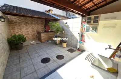 Casa geminada com inacreditável aproveitamento de espaço!