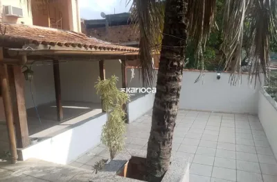 Casa triplex 3 quartos á venda na estrada do pau da fome  taquara, rio de janeiro