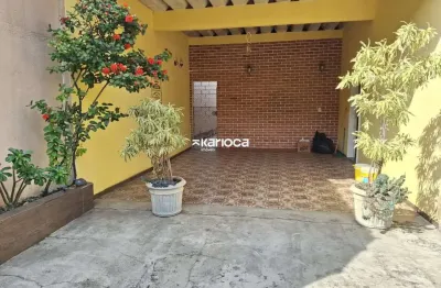 Casa linear vazia rua residencial quintal varanda 3 quartos suite 2 vagas residencial e comercial próximo linha amarela pechincha