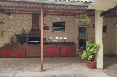 Ampla casa 4 quartos com quintal e 2 edículas para familia grande no centro da taquara