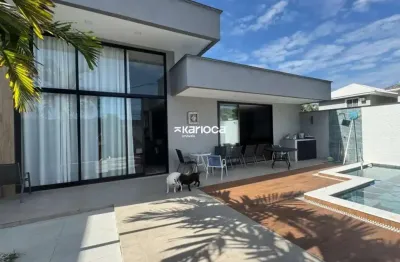 Casa linear em vargem pequena - 3 suítes (2 com closet) - com piscina, hidromassagem, churrasqueira e área gourmet