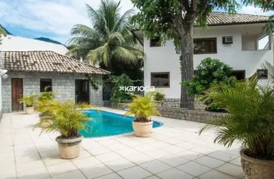 Anil condomínio pedras douradas casa duplex com 5 quartos 3 suítes 3 vagas espetacular lazer.