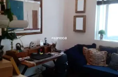 Apartamento bonito super bem localizado no coração do humaitá com vista para o cristo redentor !