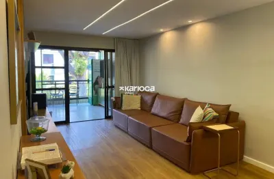 Apartamento reformado na quadra da praia – varanda gourmet, 4 quartos e 2 suítes | posto 11