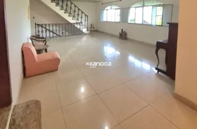 Casa com 5 quartos para alugar na Rua Esperantina, 268, Jardim Sulacap, Rio de Janeiro