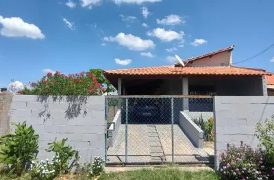 Chácara à venda com 2 quartos, sendo 1 suíte, em aboboras, laranjal paulista - sp