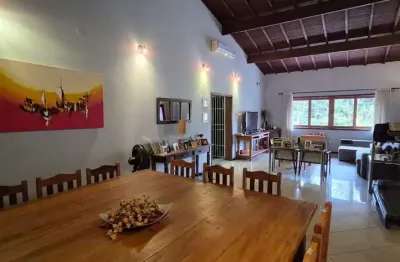 Chácara à venda com 4 quartos, sendo 3 suítes, em avecuia, porto feliz - sp