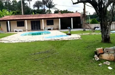 Chácara à venda com 3 quartos, sendo 1 suíte, em cristal, mairinque - sp