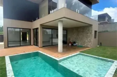 Casa à venda com 3 quartos, sendo 3 suítes, no condomínio villas do golf, itu - sp