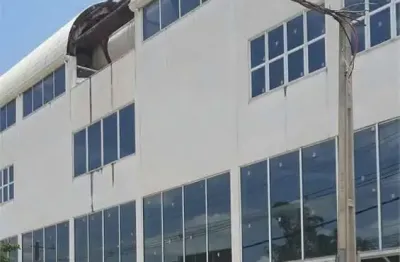 Casa à venda na Avenida Tiradentes, Parque Industrial, Itu