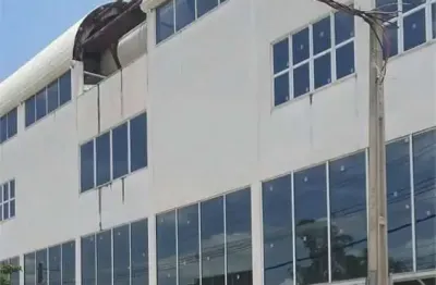 Casa à venda na Avenida Tiradentes, Parque Industrial, Itu