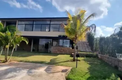Casa à venda com 4 quartos, sendo 4 suítes, no condomínio xapada, itu - sp
