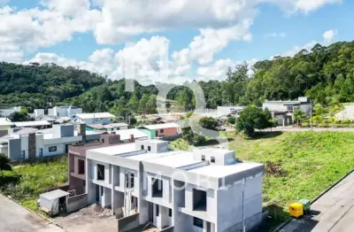 Sobrado de 02 dormitórios no parque dos pinheiros em flores da cunha