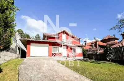 Casa de 03 dormitórios no bairro nova roma em flores da cunha