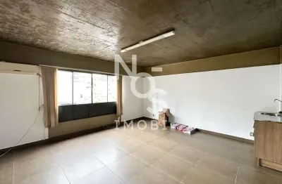 Sala comercial   residencial 36m  localizada no centro de caxias do sul