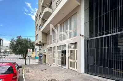 Loja térrea com 2 andares localizado no centro decaxias do sul