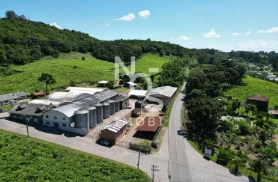 Pavilhão com 850m  no alfredo chaves em flores da cunha