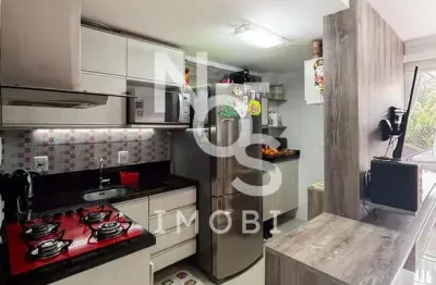 Apartamento de 02 dormitórios localizado no bairro petrópolis