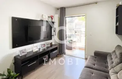 Apartamento de 02 dormitórios localizado no bairro santa catarina