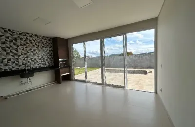 Linda casa a venda em condomínio fechado 510m2 3 suítes ribeirão dos porcos atibaia sp