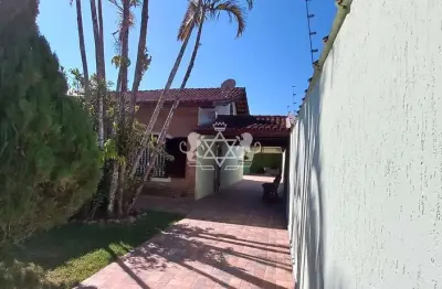 Casa com 4 quartos à venda na Rua Fernão Dias Paes Leme, 669, Martim de Sá, Caraguatatuba