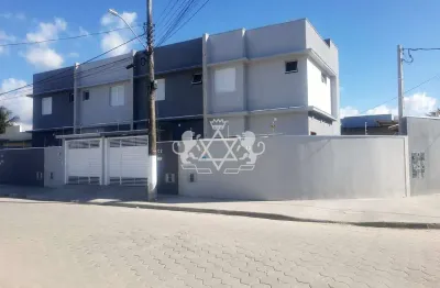Ótimas casas em condomínio à venda, situadas  no bairro recanto do sol, na cidade de caraguatatuba,