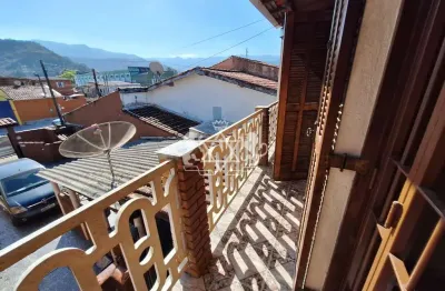 Excelente sobrado à venda, próximo ao centro médico  ame , indaiá, caraguatatuba, sp