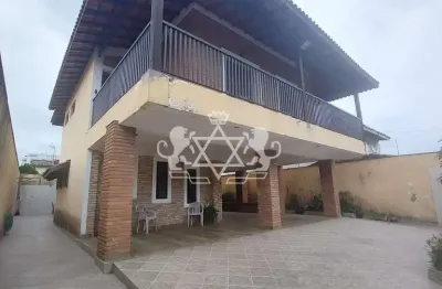 Belíssimo sobrado a venda com 03 dorms, sendo 01 suíte, edícula, varanda gourmet, garagem para 06 v