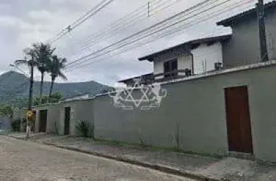 Sobrado à venda,5 suítes, martim de sá, caraguatatuba.
