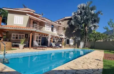 Maravilhoso sobrado á venda, 'mobiliado', com 600 m² de terreno, 3 suítes, 4 banheiros, área de laz