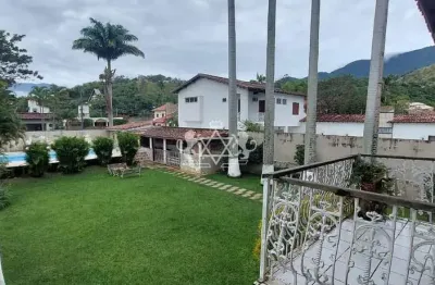 Oportunidade de casa à venda, 100 metros da praia do arrastão, 06 suítes, 1404m² área total, são se