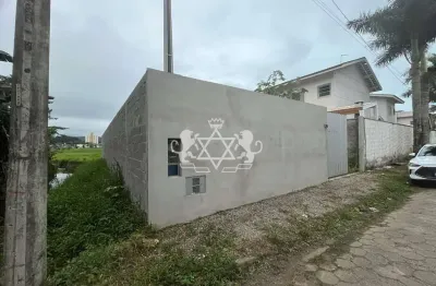 Terreno à venda na Rua Sidnei De Oliveira Andrade, 570, Massaguaçu, Caraguatatuba