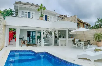 Casa com 6 quartos à venda na Praia da Cocanha, Caraguatatuba 