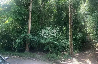 Terreno em condomínio fechado à venda no Siriuba, Ilhabela 
