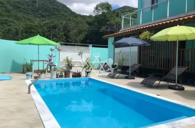 Casa com 4 quartos à venda na Praia da Lagoinha, Ubatuba 
