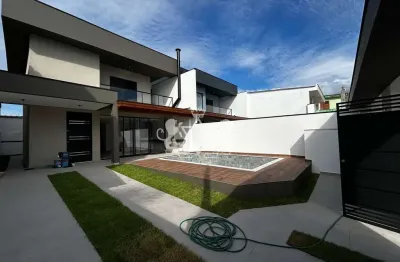 Sobrado à venda, 50 metros da praia, 4 dormitórios (1 suíte) , área de lazer com piscina e churrasq