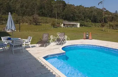 Chácara / sítio com 4 quartos à venda na Zona Rural, Paraibuna 