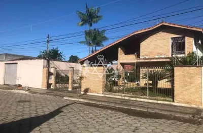 Casa com 9 quartos à venda na Rua São José dos Campos, 386, Sumaré, Caraguatatuba